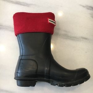 Red and Dark Navy Hunter Rain Boots with Fleece